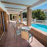 Сasa de vacaciones Colina Menyber