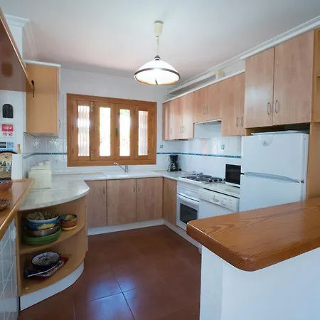 Colina Menyber * Nerja