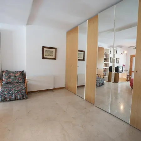 Colina Menyber Nyaraló Nerja