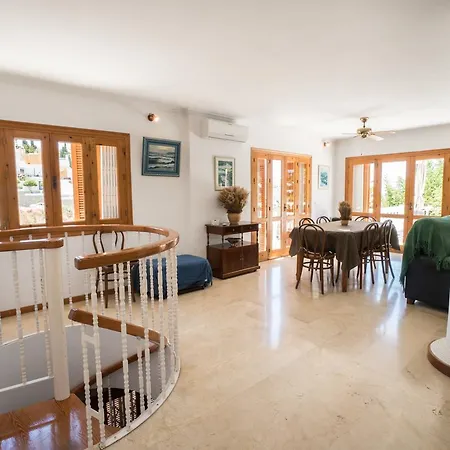 Colina Menyber * Nerja