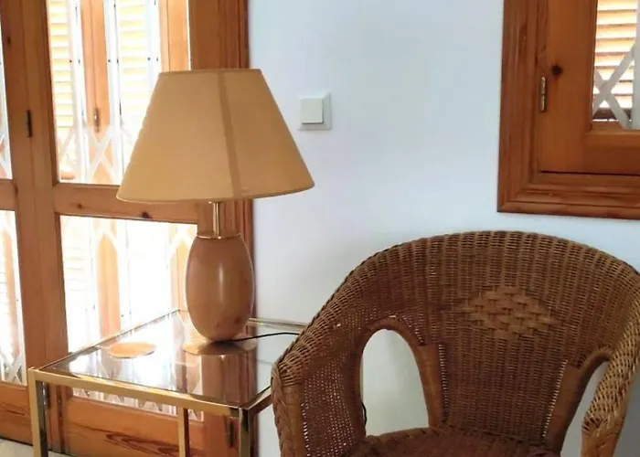 Colina Menyber Holiday home *